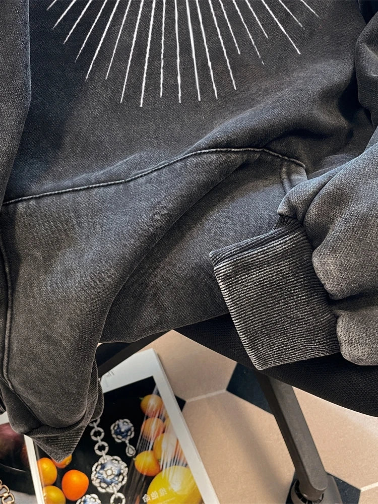 סווטשירט העין המסתורית