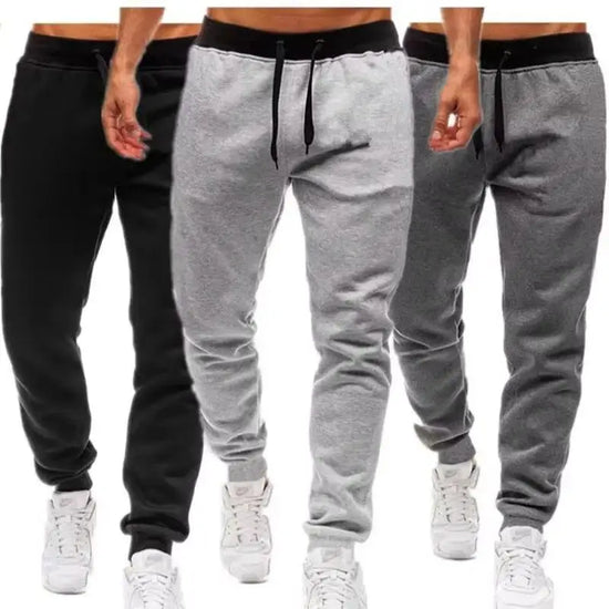 מכנסי טרנינג לגברים בגזרה רפויה, גזרה מזדמנת, גזרה נוחה, מכנסי טרנינג אביב-סתיו, מכנסיים עם בטנת פליז, מותן אלסטי, מכנסיים עם שרוך